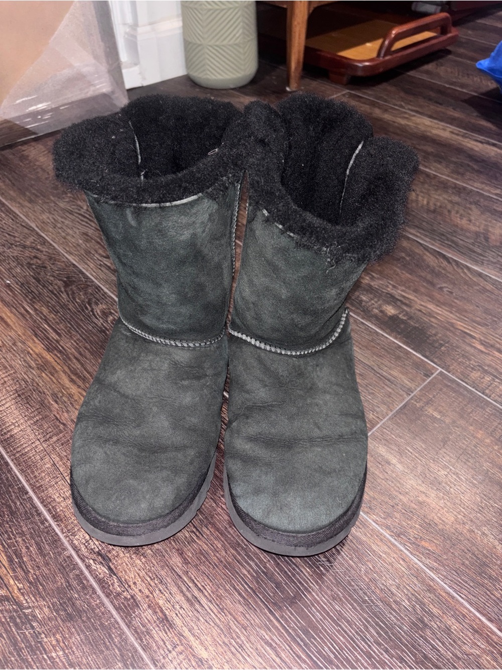 UGG Boots Bailey Bow II - Picture 2 of 7